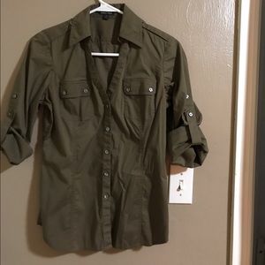 Express button up fitted top